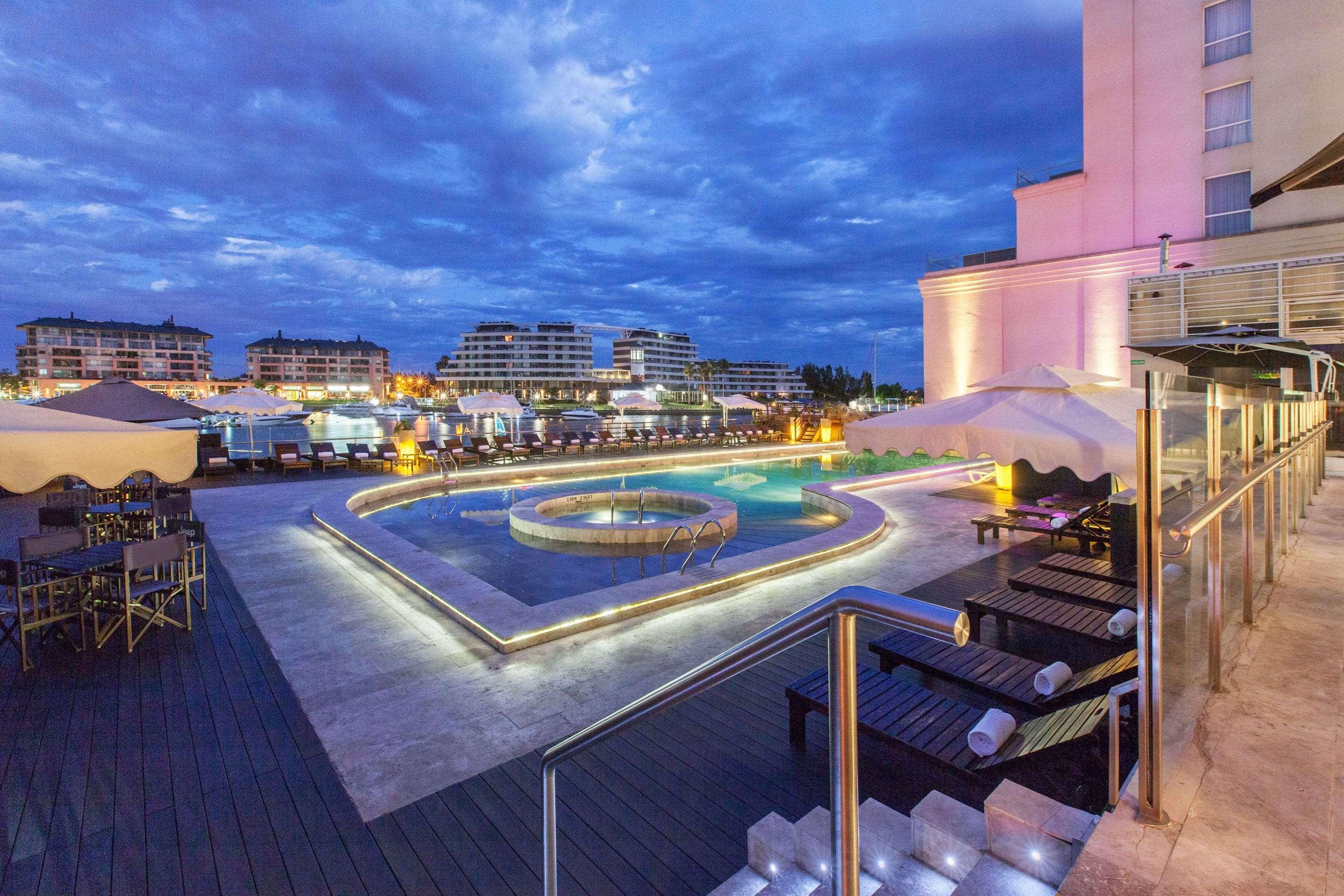 Wyndham Nordelta Tigre - Buenos Aires Hotel Exterior foto The hotel's pool